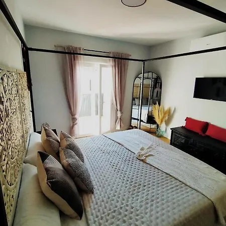 Apartamento En Benamara Gardens Apartment *